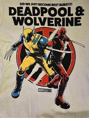 12H NWOT TAN DEADPOOL & WOLVERINE MARVEL TSHIRT TOP- MENS SMALL TEE #1